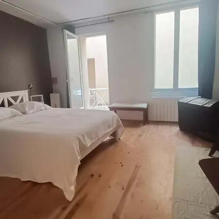Chez Marie, Maison Arty Сasa de vacaciones *