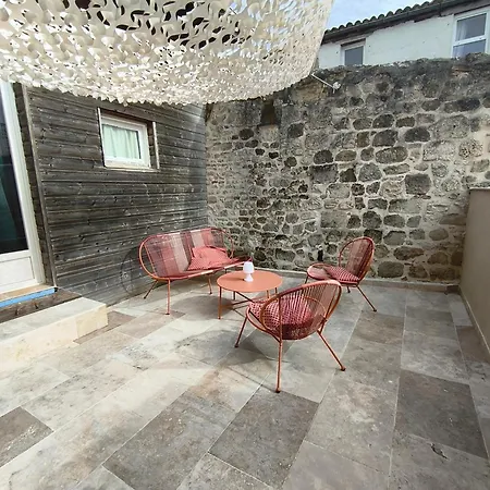 Сasa de vacaciones Chez Marie, Maison Arty *