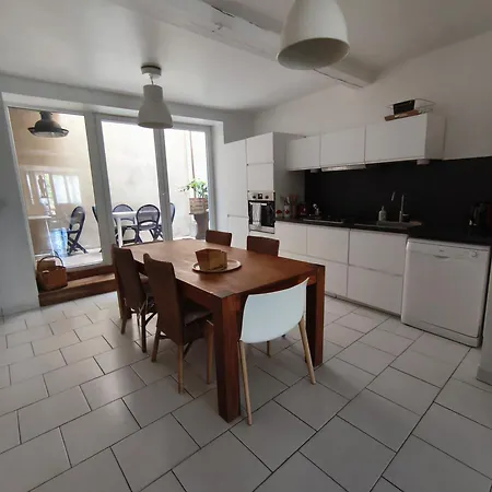 Chez Marie, Maison Arty Сasa de vacaciones Lauzun
